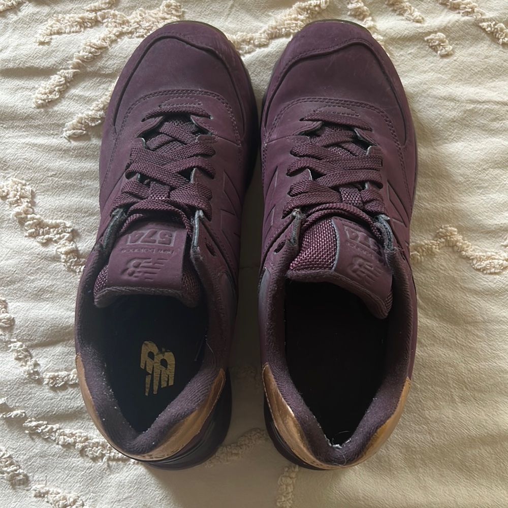 Maroon New Balance Shoes